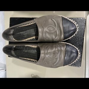 Chanel green flat espadrilles